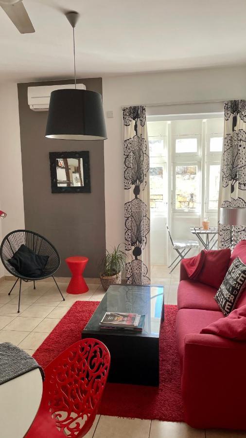 Simons Apartments Minutes Away From Balluta Bay And St Julians Sliema Exterior foto
