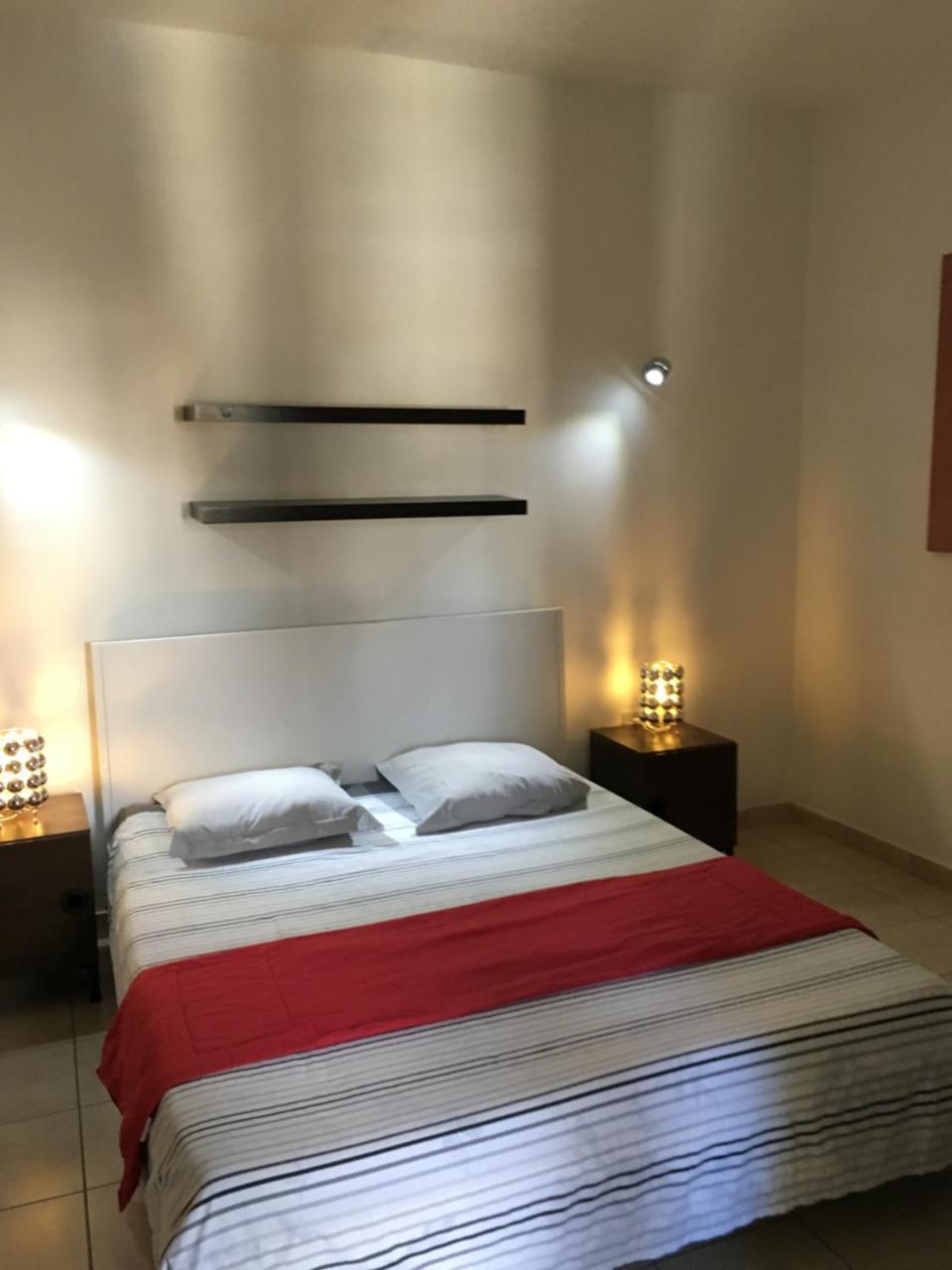 Simons Apartments Minutes Away From Balluta Bay And St Julians Sliema Exterior foto